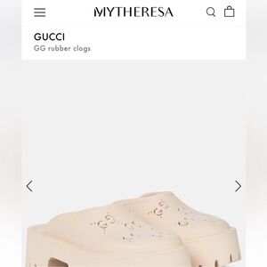 Cream gucci rubber clogs lightly worn